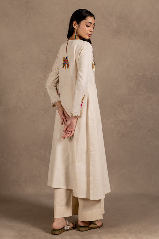 Rang - Off-white Hand Embroidered Kurta