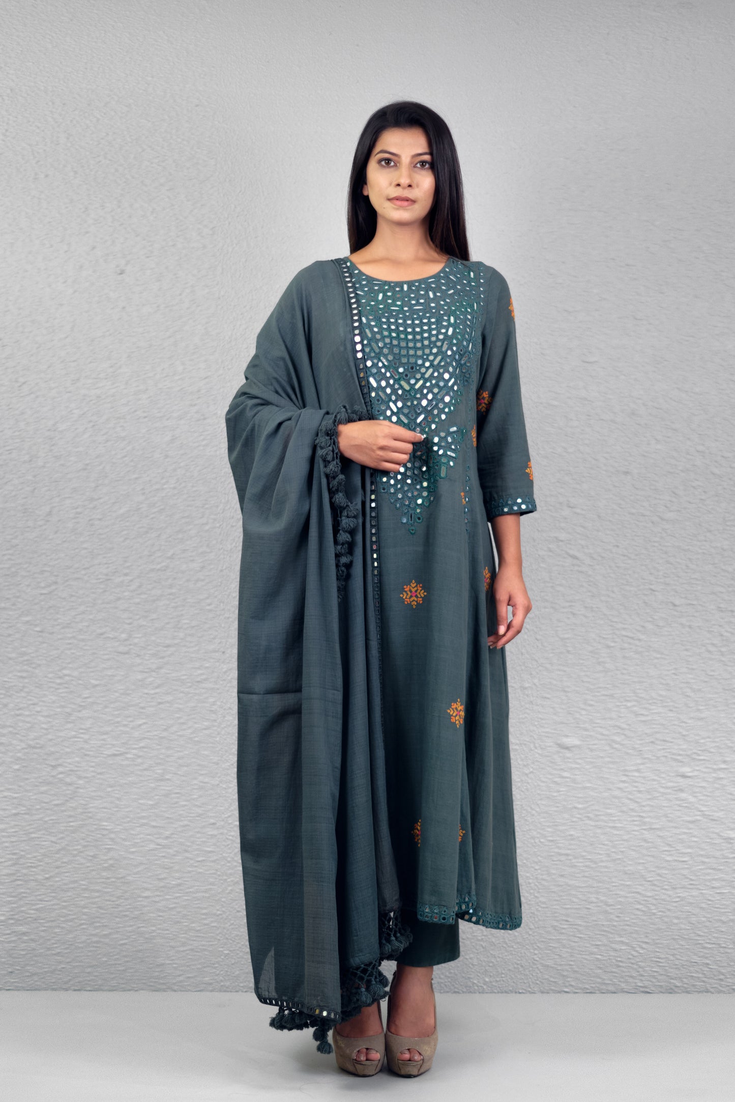 Sage green mirror fumta kota dupatta