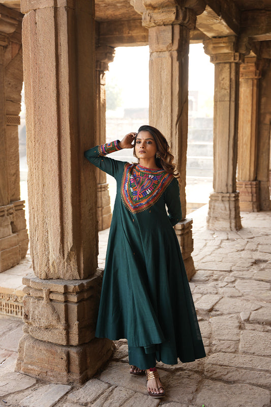 Katab paan yoke kurta