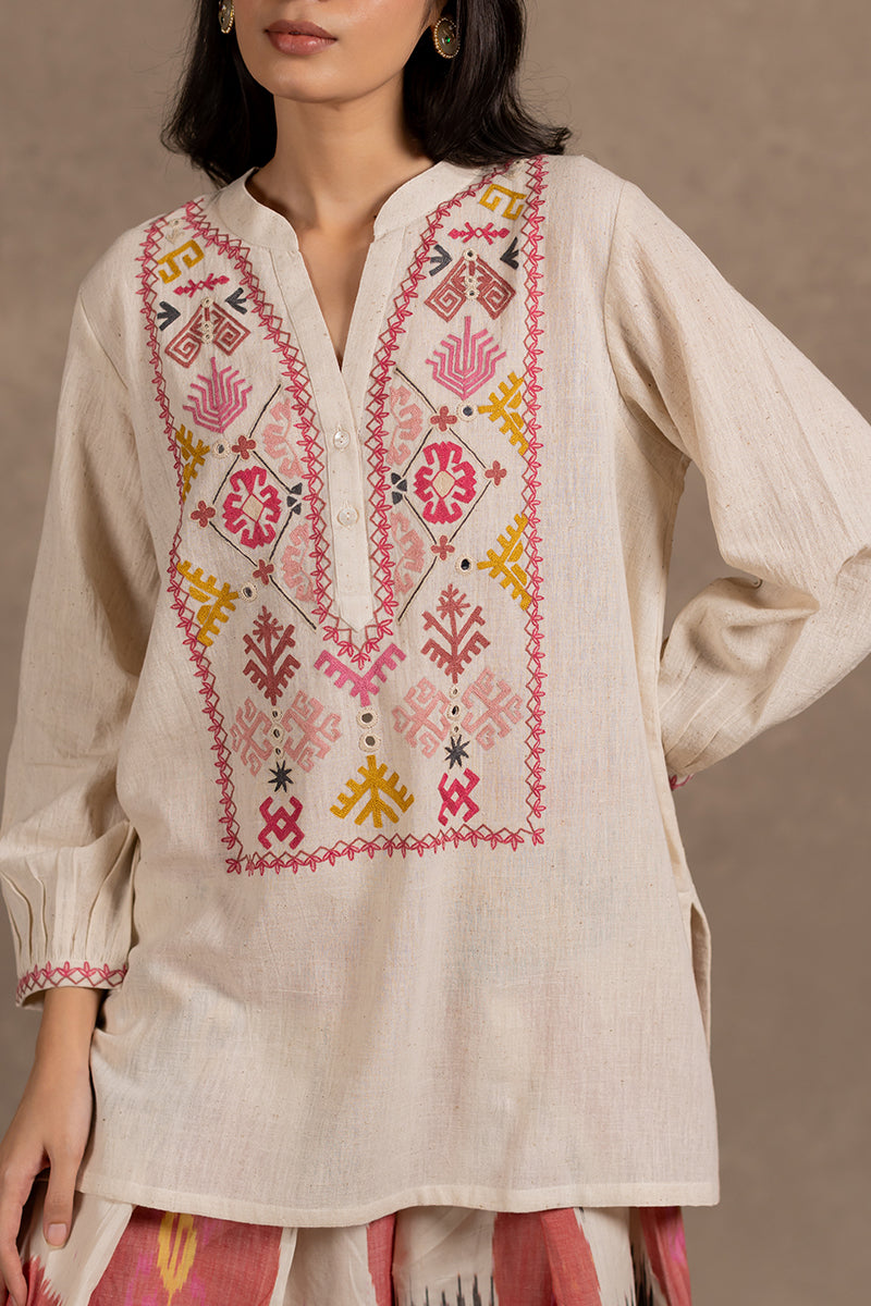 Sutra - Hand Embroidered Set