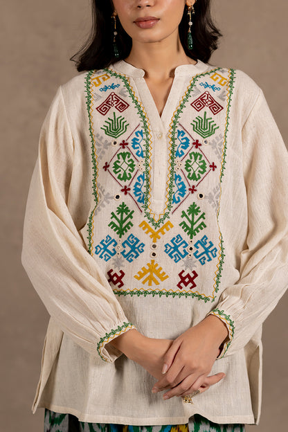 Taana - Hand Embroirdered Set