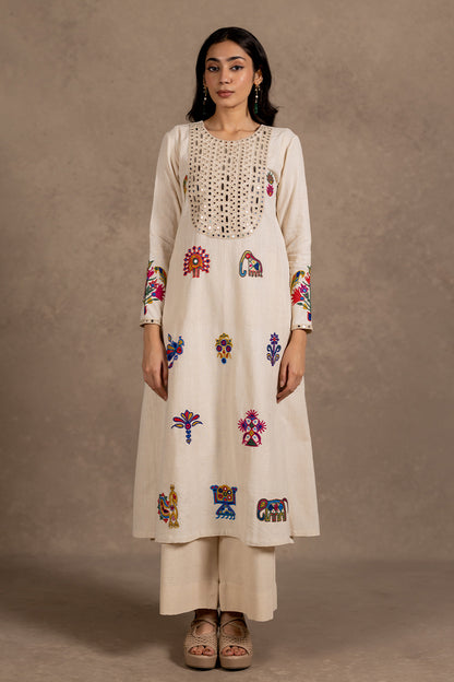 Rang - Off-white Hand Embroidered Kurta