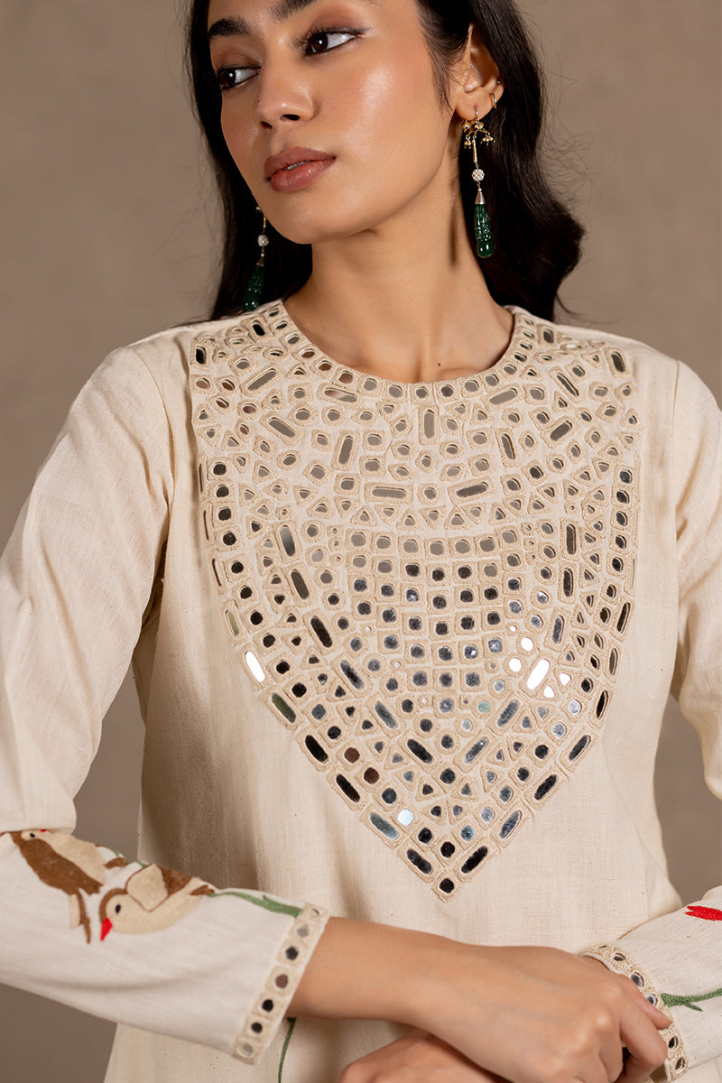 Panchi - Off-white Aari Embroidered Kurta