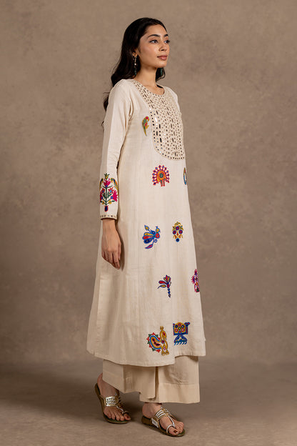 Rang - Off-white Hand Embroidered Kurta