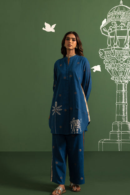 Old city elephant tunic