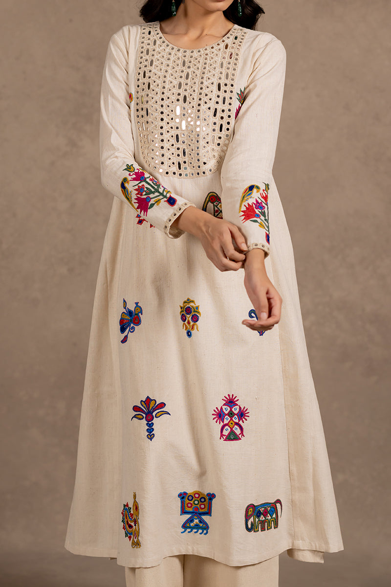 Rang - Off-white Hand Embroidered Kurta