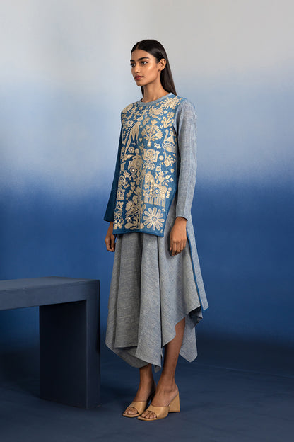 Asymmetric skirt