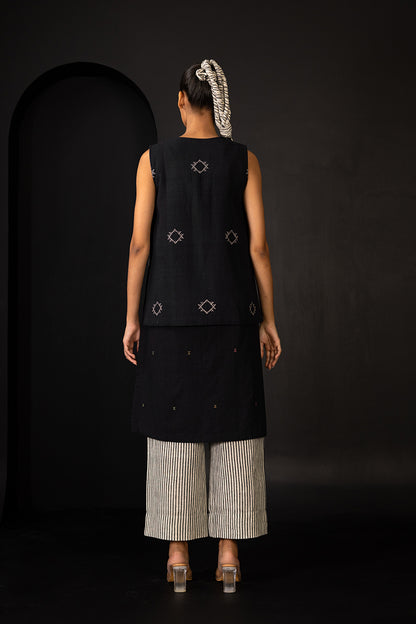 Horse button vest