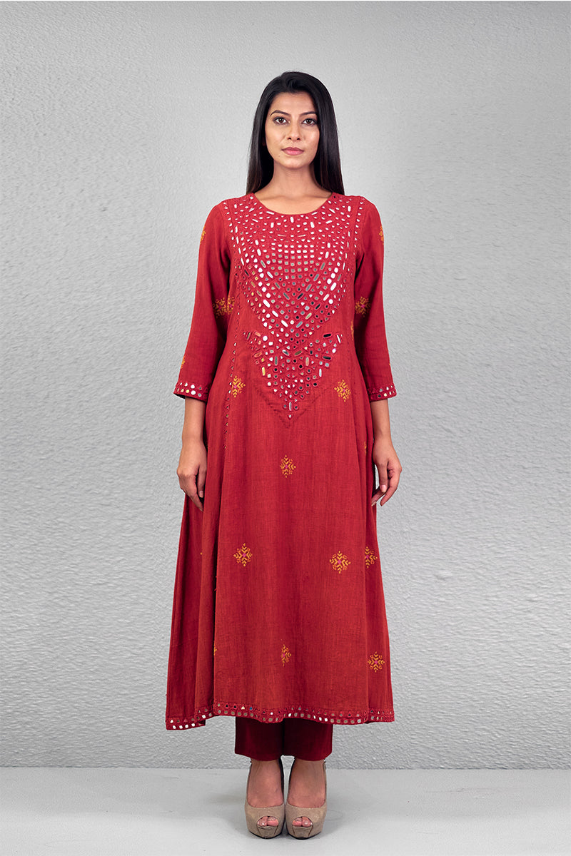 Red abha kalash yoke kurta