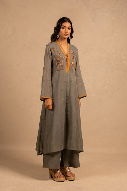 Aaranya kurta