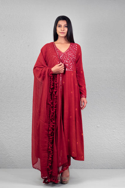 Red abha chaukor yoke kurta