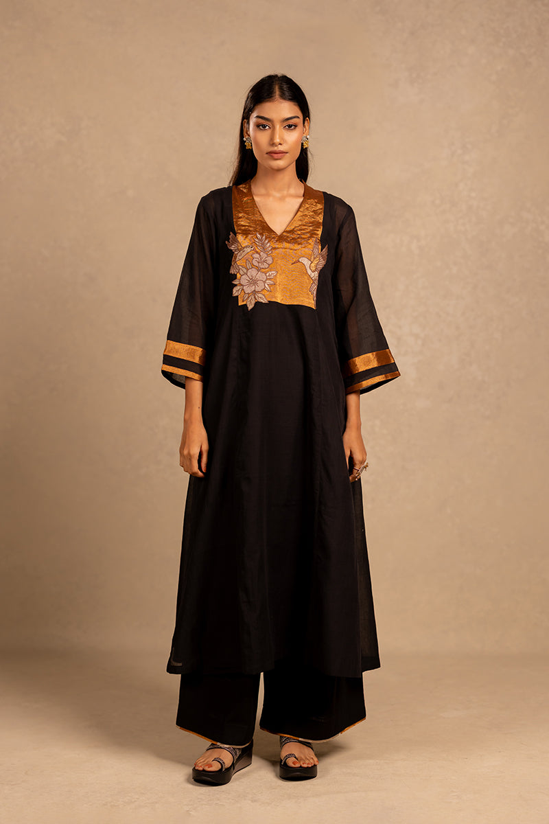 Kalatit kurta