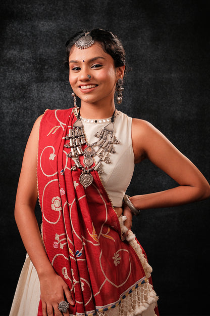 Kumkum - Aari Embroidered Dupatta