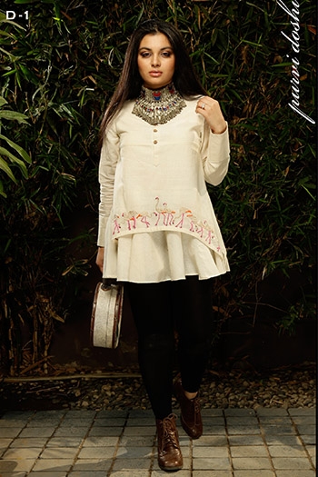 Purvi Doshi Button sewing wale din she was dressed exactly this way. purvi doshi